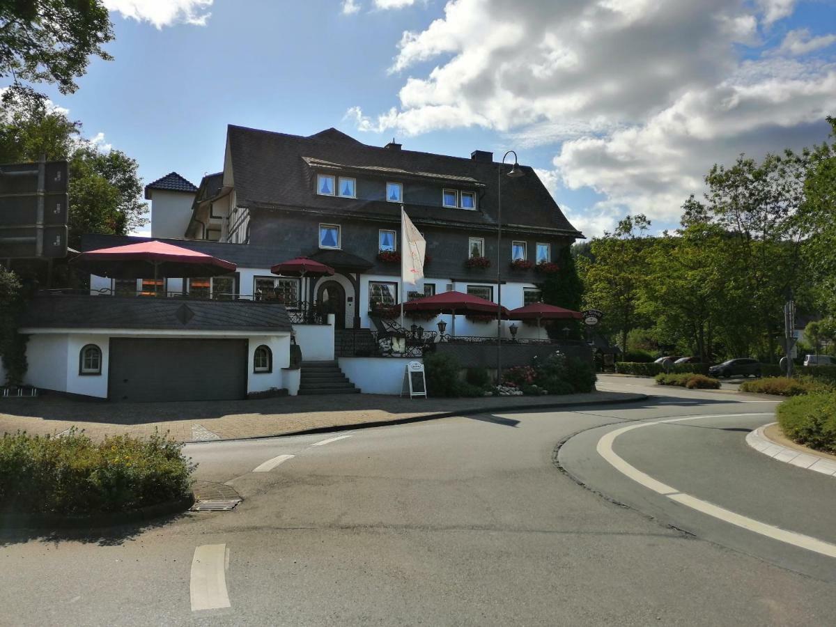 Land-gut-Hotel Zur Brücke Drolshagen Exterior foto